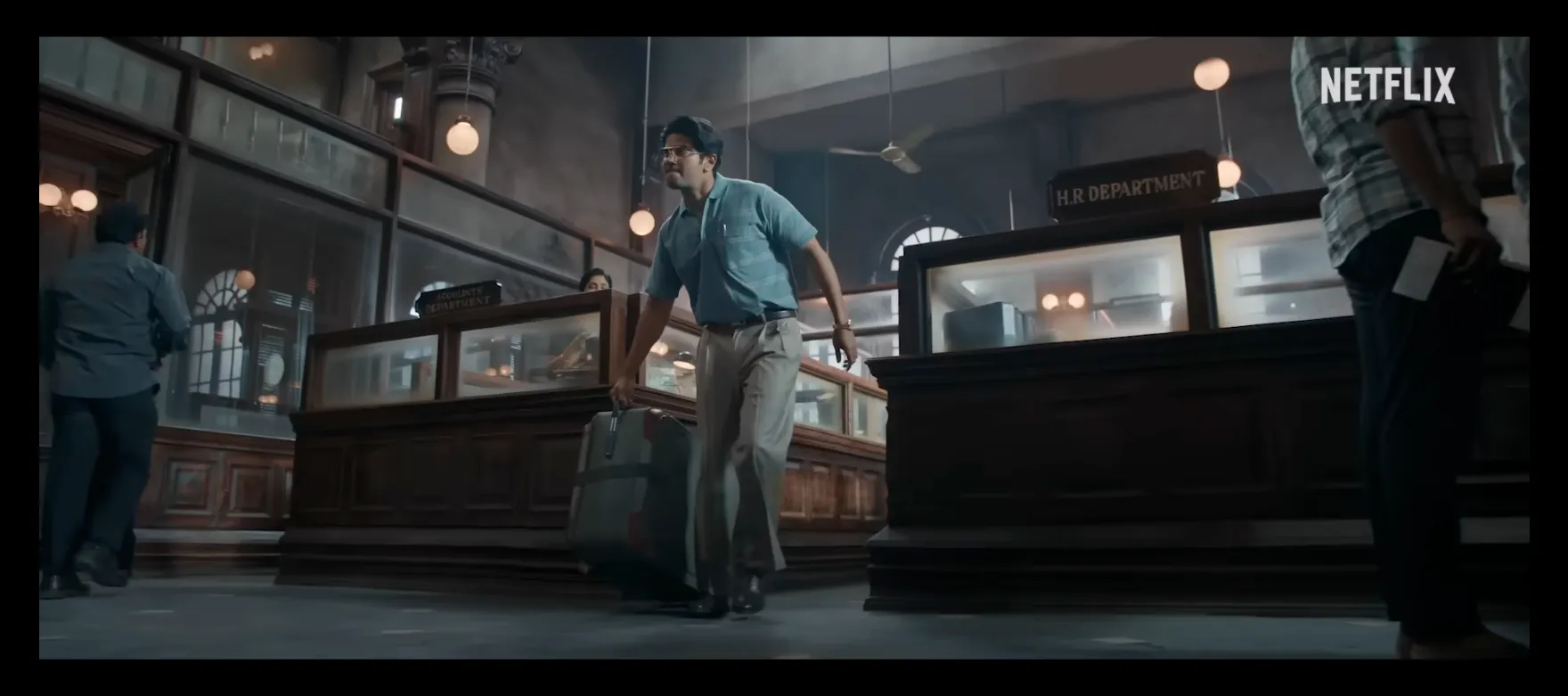 Lucky Baskhar Screenshot 3